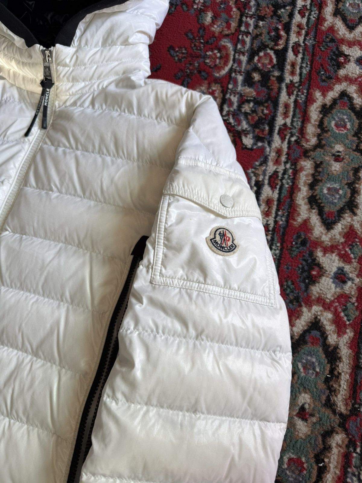 Moncler Galion down puffer jacket white size 3 Size US M / EU 48-50 / 2 - 3 Thumbnail