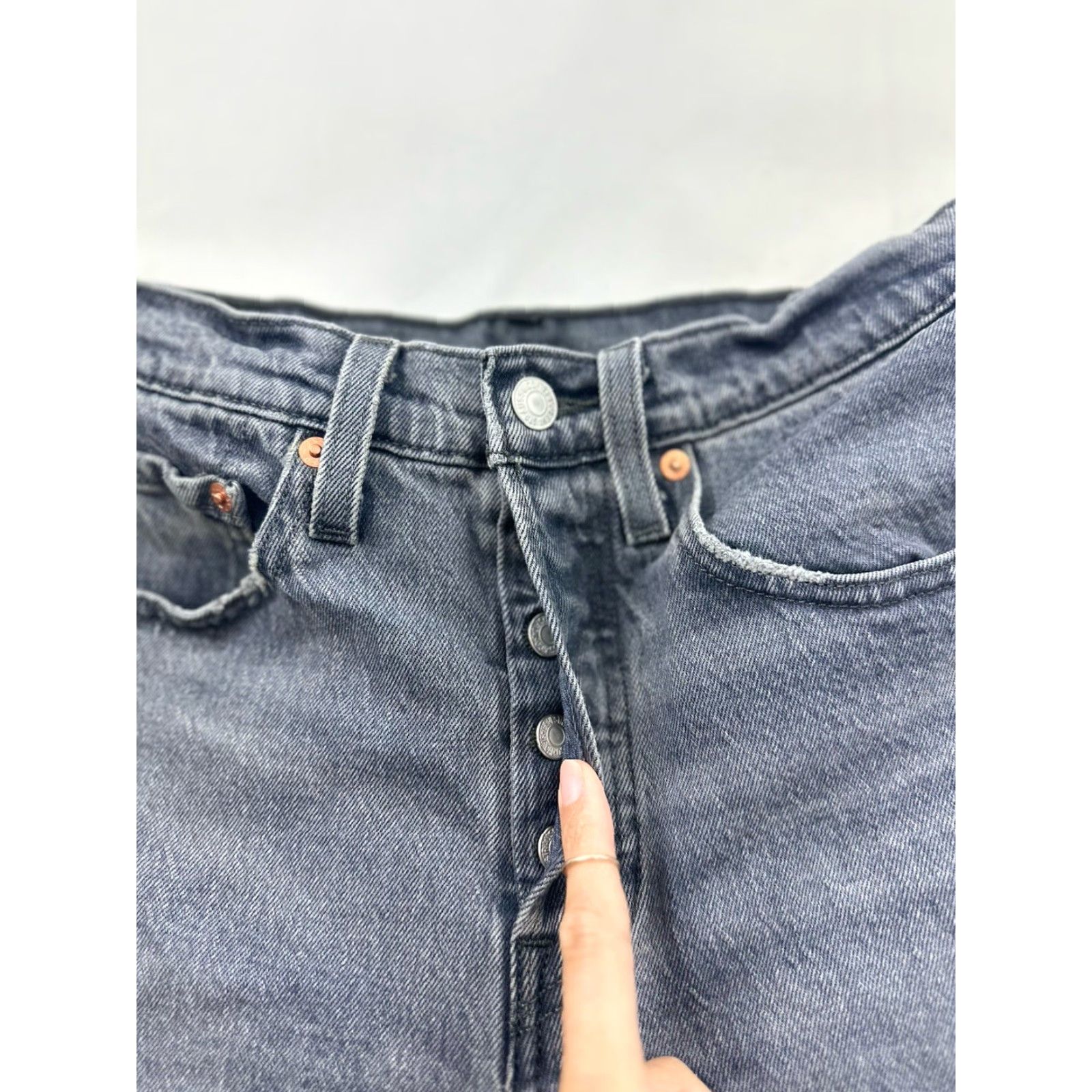 Levi's Levi’s Premium 501 Jeans Women’s 26x28 Ash Black Distressed Tapered Jeans Women's 26 Ash Black Distressed 501 Jeans Womens Size 26" / US 2 / IT 38 - 4 Thumbnail