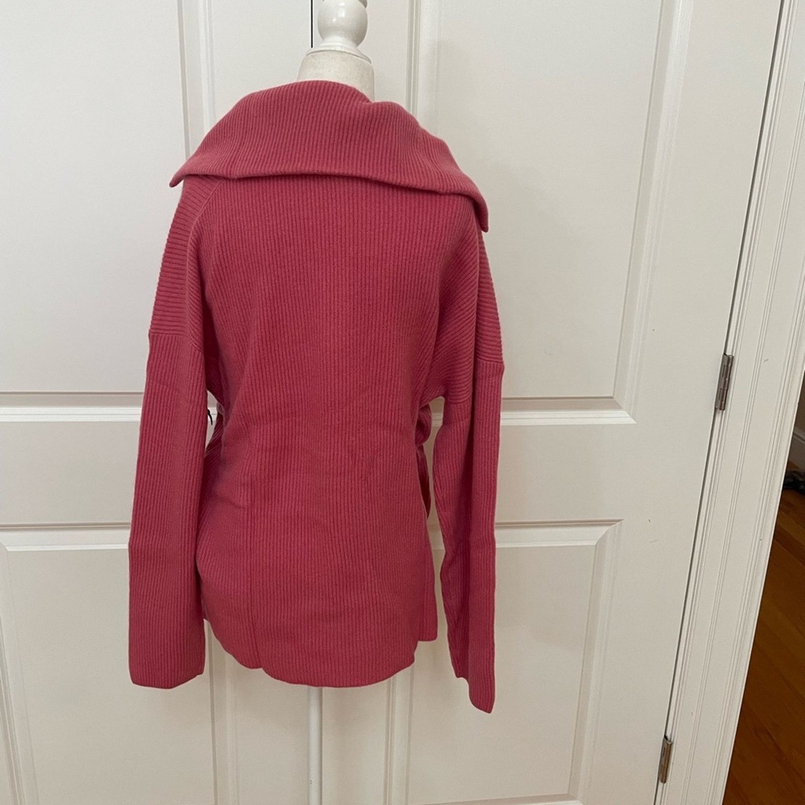 Rachel Zoe Ribbed 2-Ply Cashmere Sweater - Zip Neck from Rachel Zoe Size L / US 10 / IT 46 - 3 Thumbnail