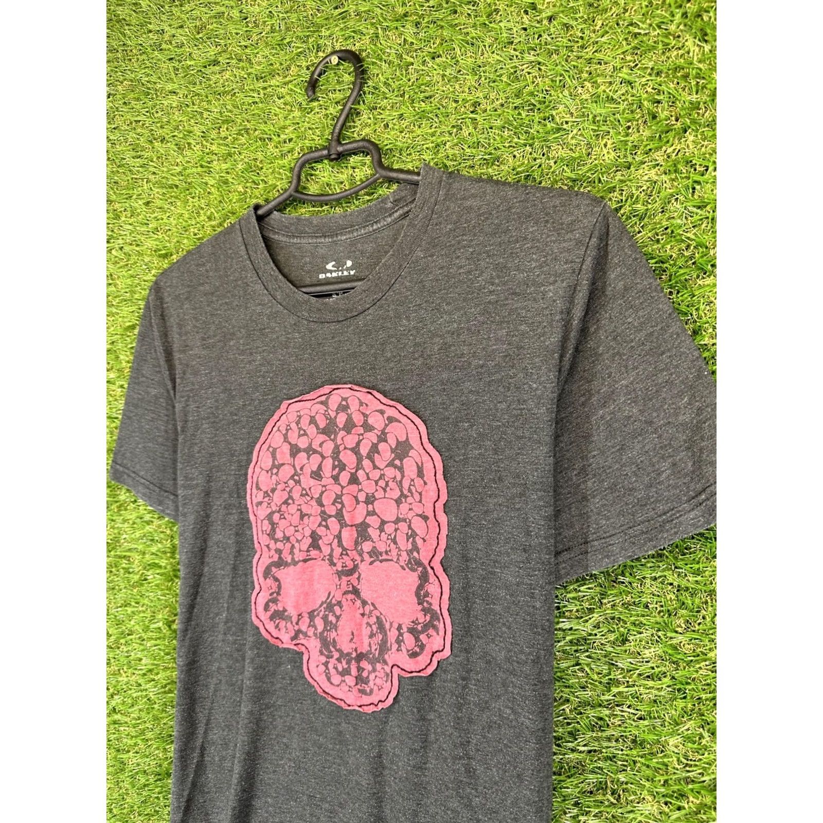 Oakley OAKLEY Skull Original Men Casual Shirt T-Shirt Tee Jersey Size S Gray Regular Men's Short Sleeve Jersey Logo Decade Skull Theme Shirt Size US S / EU 44-46 / 1 - 2 Thumbnail