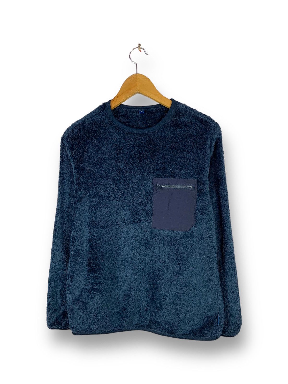 Japanese Brand Rare! Uniqlo Fleece Single Pocket Fleece Sweater Size XS / US 0-2 / IT 36-38 - 1 Thumbnail