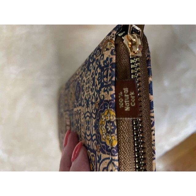 The Unbranded Brand Sustainable Luxury | Long CORK Wallet from Portugal – Eco-Fr Size ONE SIZE - 6 Thumbnail
