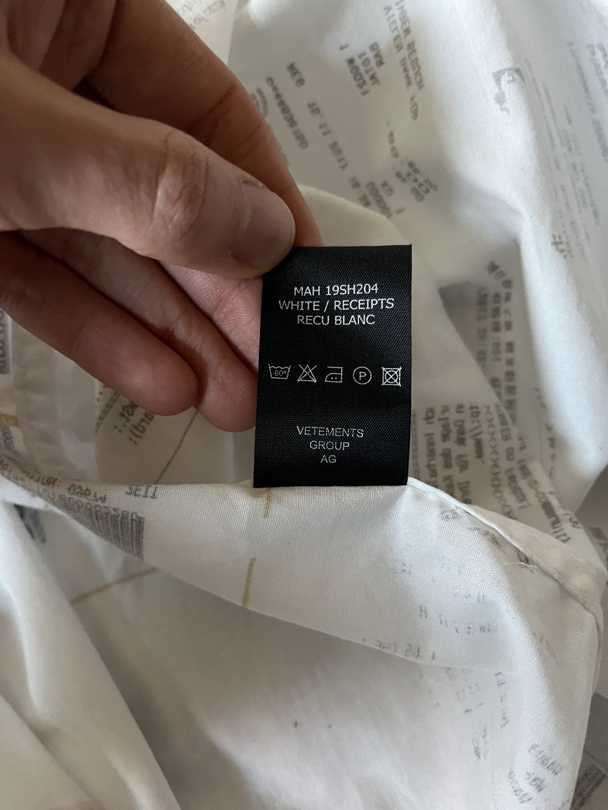 Vetements Vetements Hiver 2019 Receipt white button up shirt Size US M / EU 48-50 / 2 - 12 Thumbnail