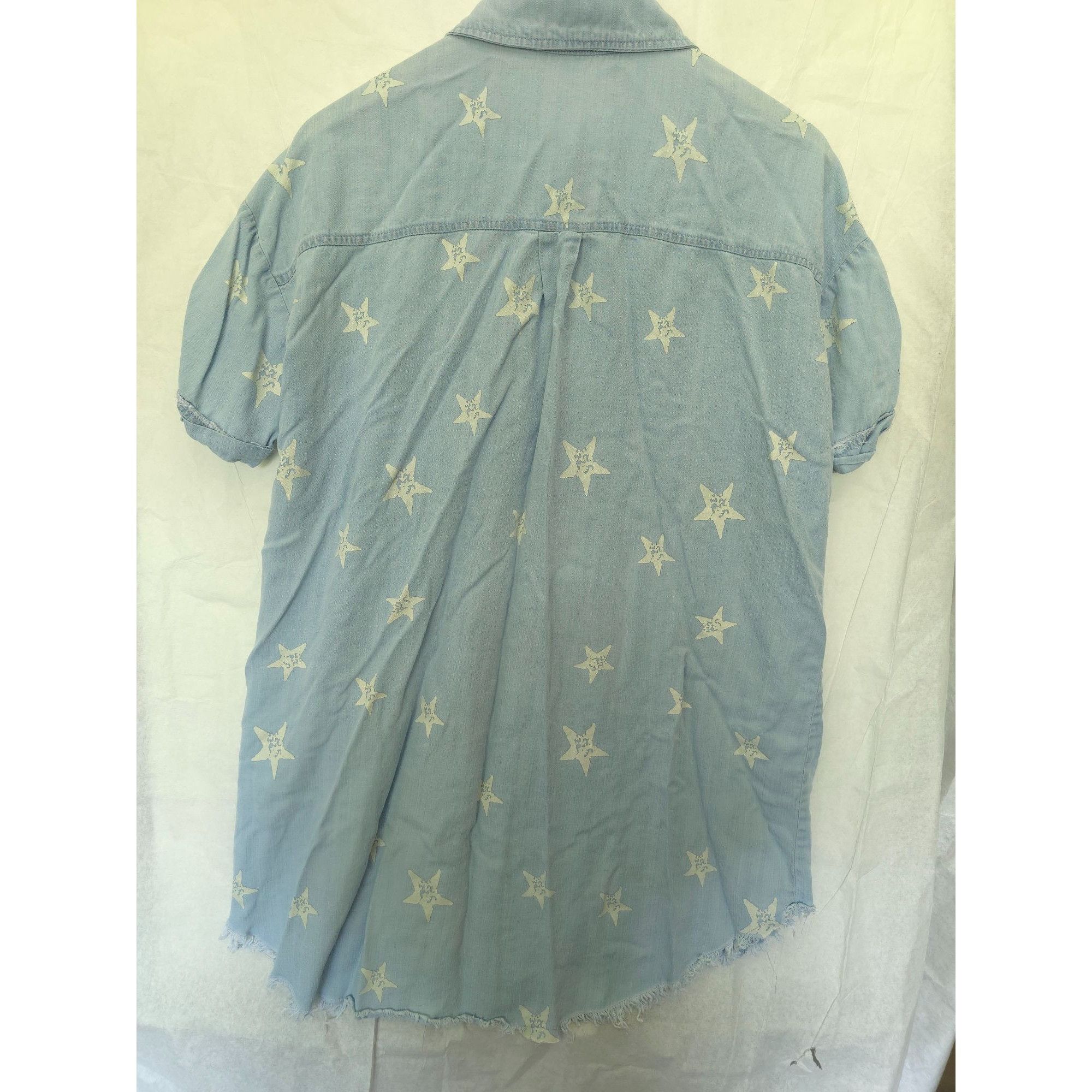 Other Blue B Collection Distressed Denim Star Print Button-Up Shir Size L / US 10 / IT 46 - 4 Thumbnail