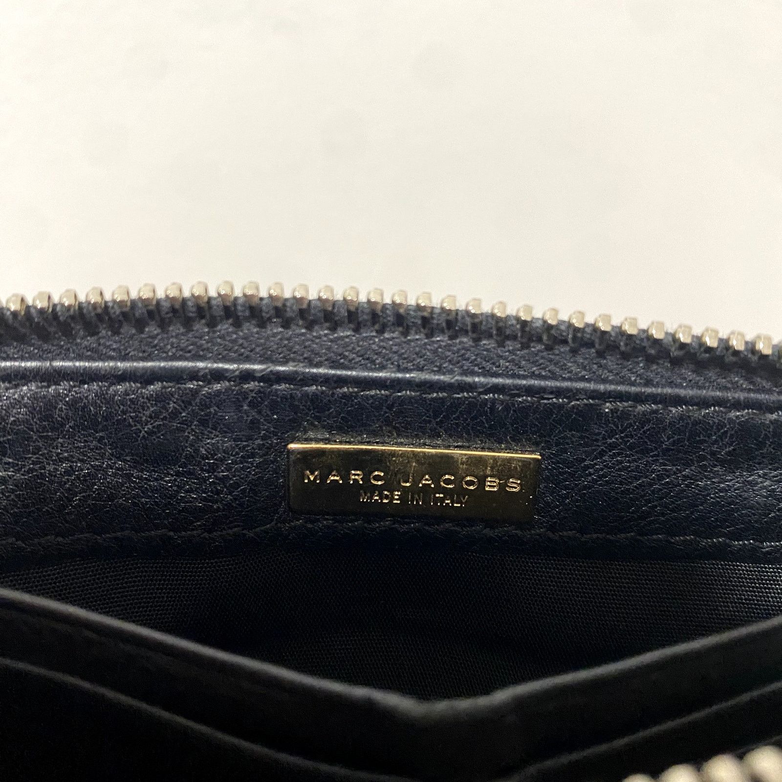 Marc Jacobs Marc Jacobs Black Leather Wallet Gold Hardware Made In Italy Size ONE SIZE - 5 Thumbnail