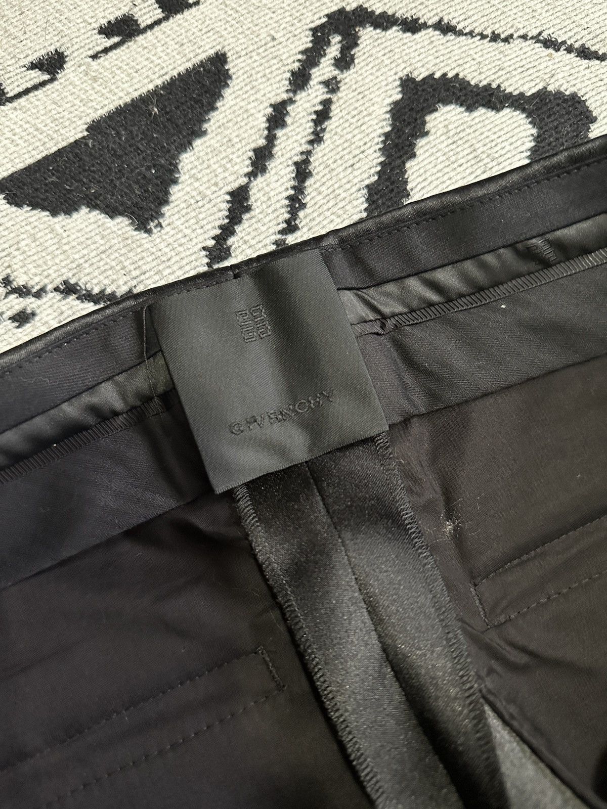 Givenchy Straight-Leg Satin Finish Tailored Trousers Size US 30 / EU 46 - 4 Thumbnail