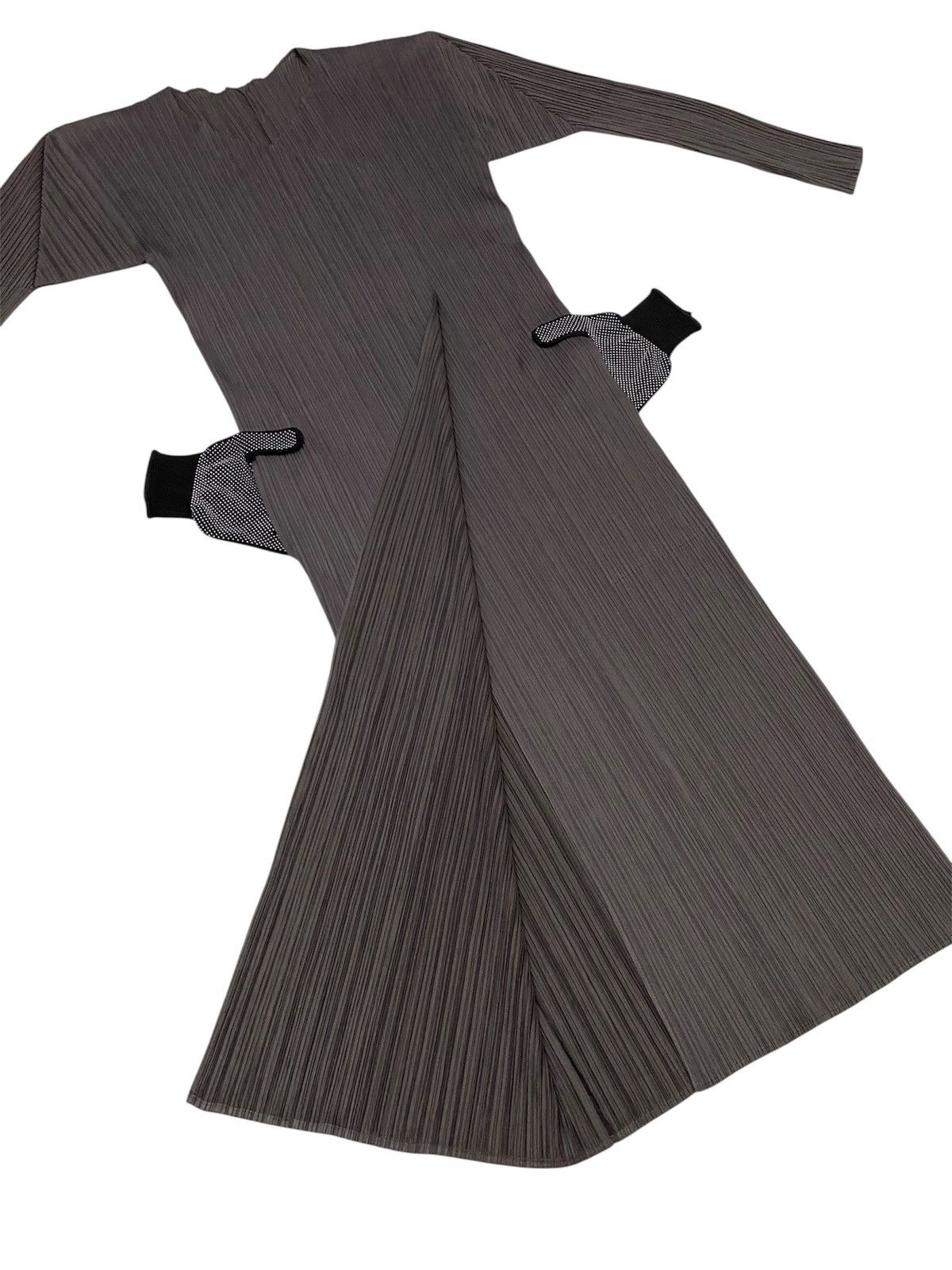 Pleats Please Issey Miyake Vintage Pleats Please Issey Miyake Buttonless Long Cardigan Size L / US 10 / IT 46 - 18 Thumbnail