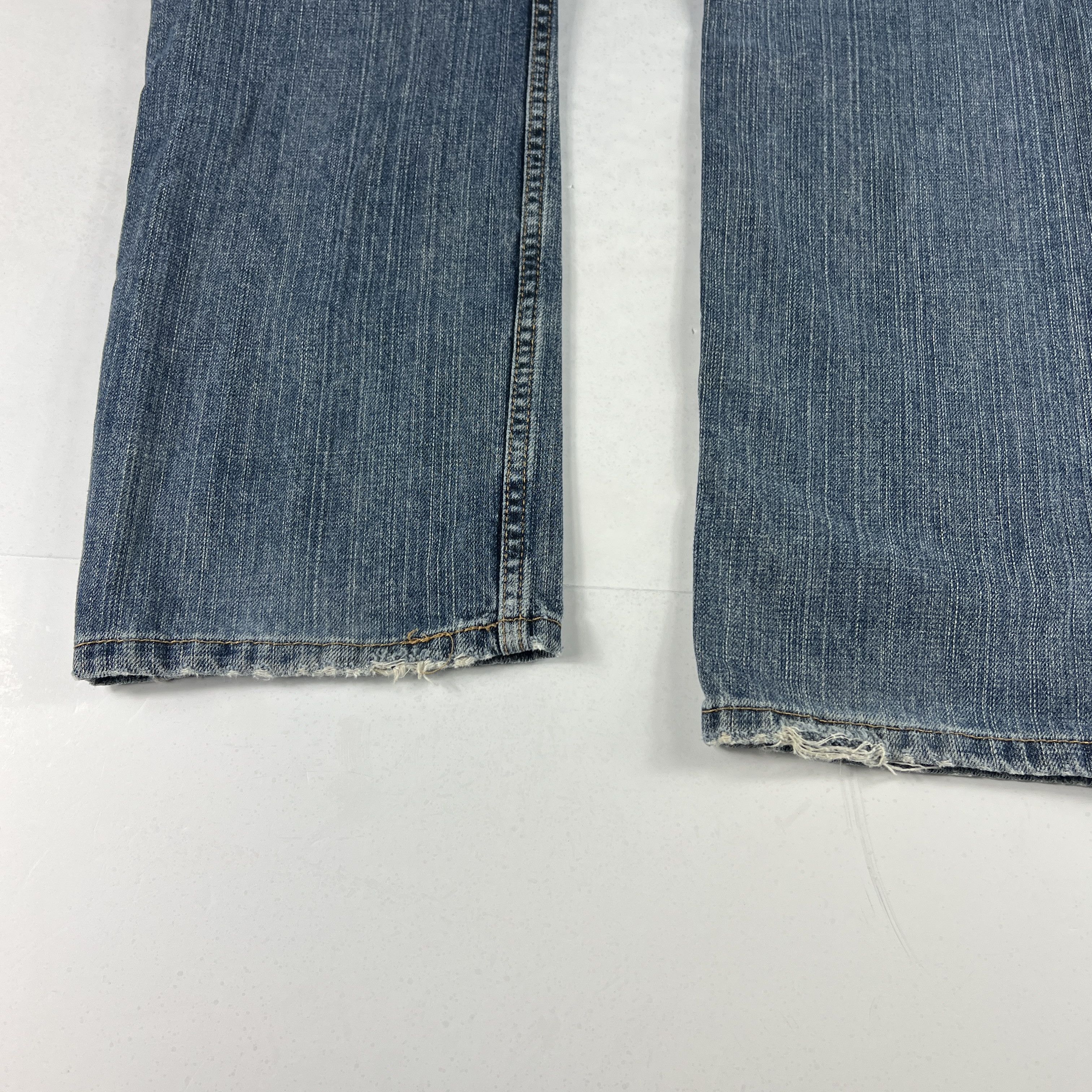 Levi's Levi's Jeans 559 Relaxed Fit Straight Leg Blue Faded Denim Size US 32 / EU 48 - 18 Thumbnail