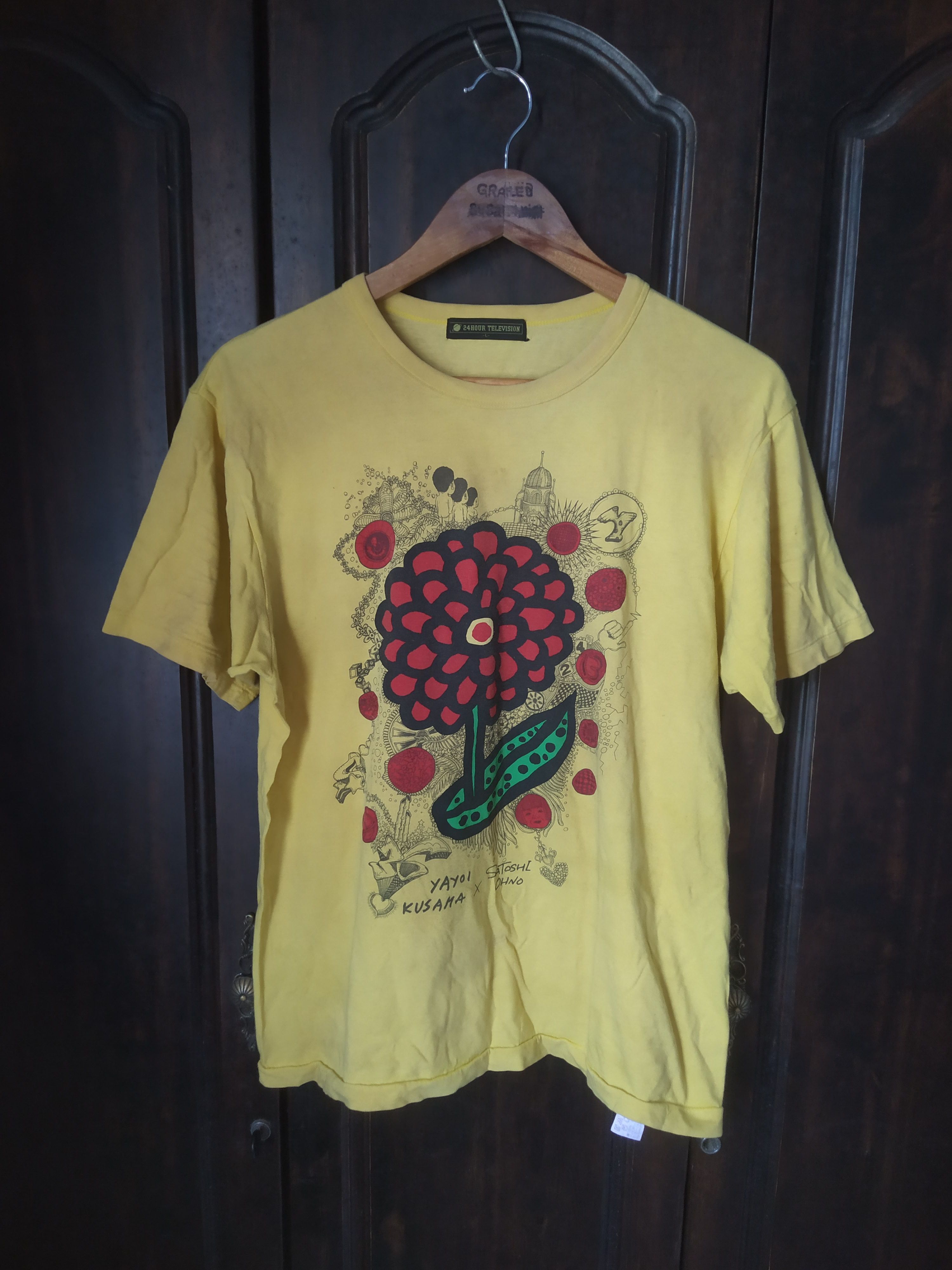 Japanese Brand VINTAGE 24HOUR TELEVISION x YAYOI KUSAMA "Love Forever" Size US L / EU 52-54 / 3 - 1 Thumbnail