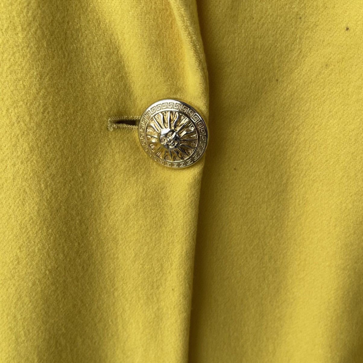 Versace Vintage Versace Jeans Couture Wool Cashmere Jacket Yellow Size M / US 6-8 / IT 42-44 - 5 Thumbnail