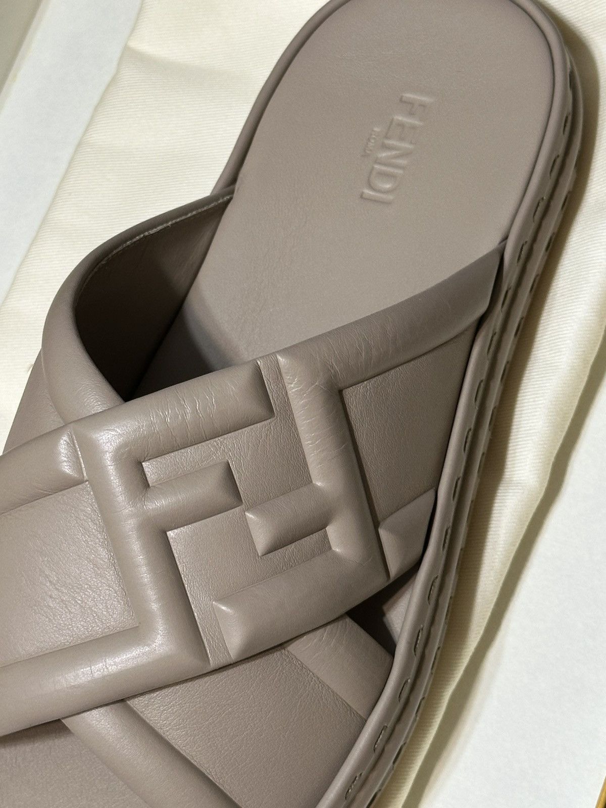 Fendi Men's FF Calf Leather Sandals Beige 9 US/8 UK 7X1501