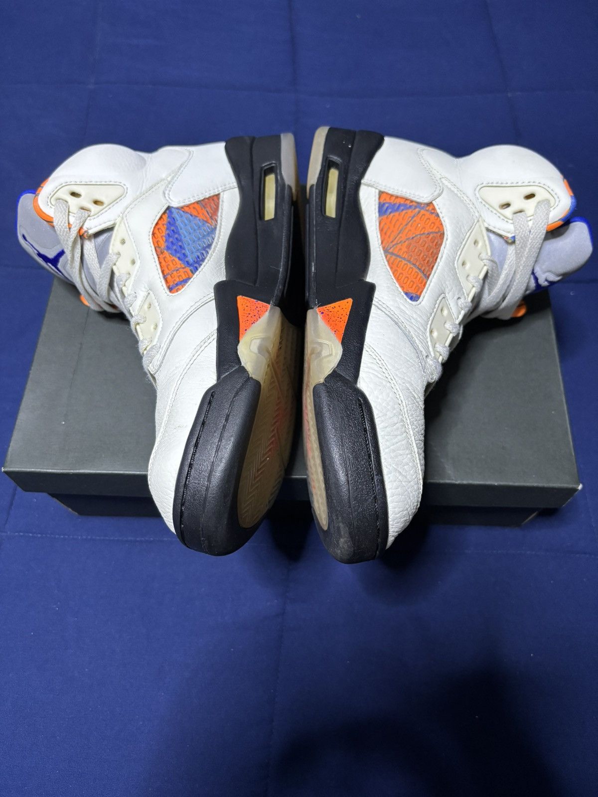 Jordan Brand Jordan 5 Retro International Flight Size 9.5 Size US 9.5 / EU 42-43 - 3 Thumbnail