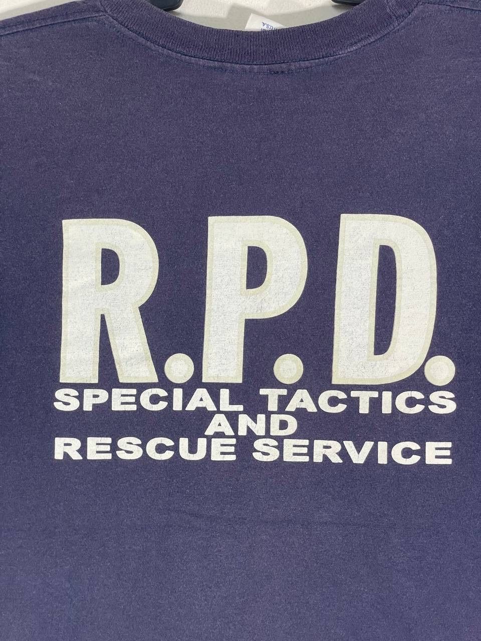Vintage Vintage resident evil jill valentine leon racoon city police Size US M / EU 48-50 / 2 - 8 Thumbnail