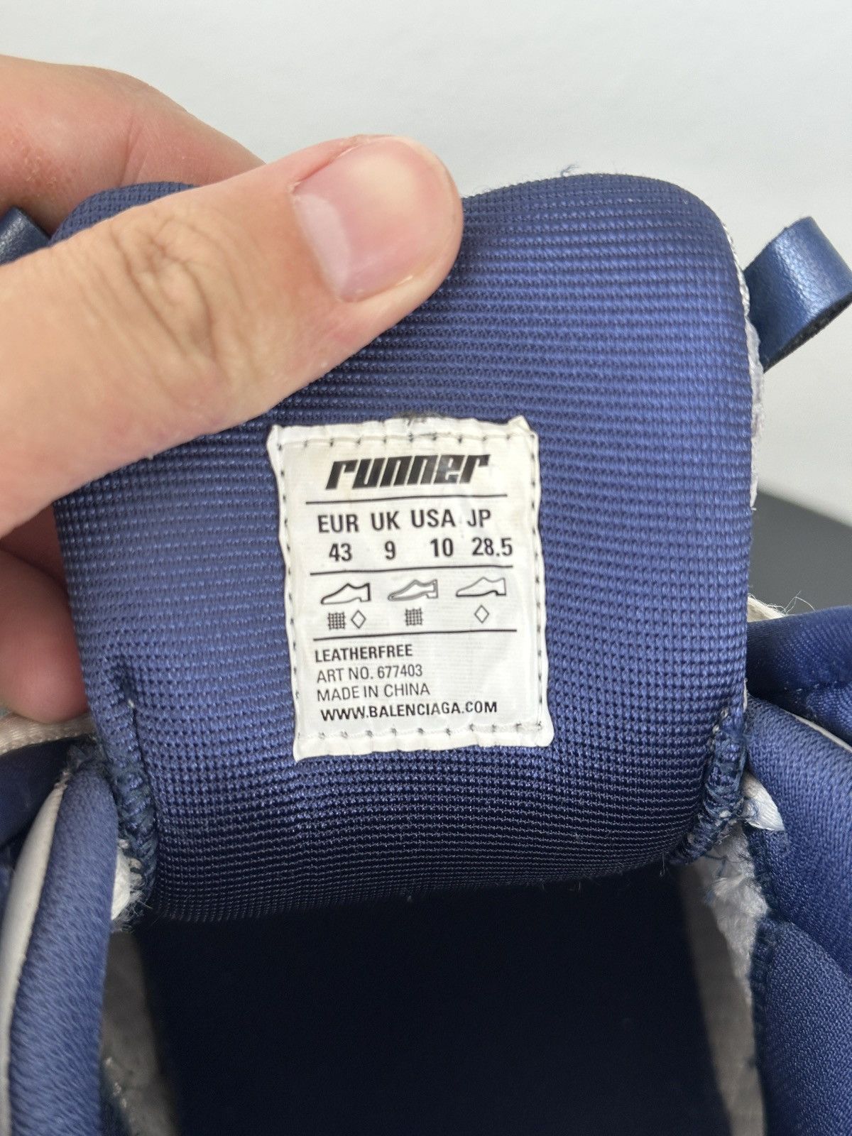 Balenciaga Balenciaga Runner Grey/Yellow/Blue Size US 10 / EU 43 - 11 Thumbnail
