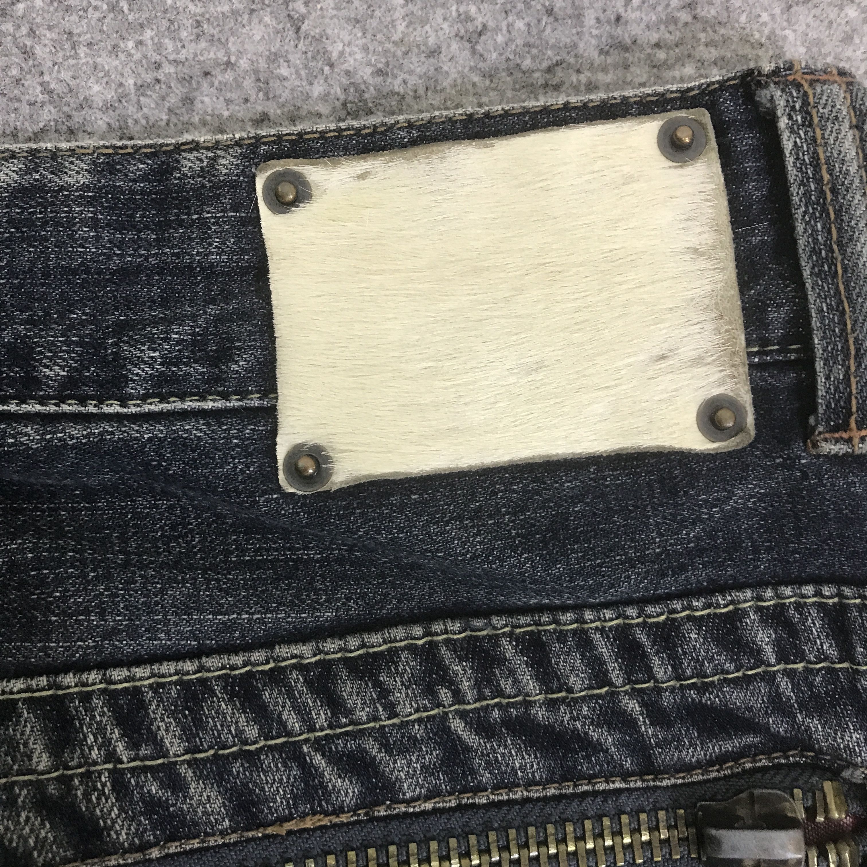 Japanese Brand URBANCRAFT DISTRESSED JEANS BOOTCUT DENIM PANTS K129B15 Size US 33 - 13 Thumbnail