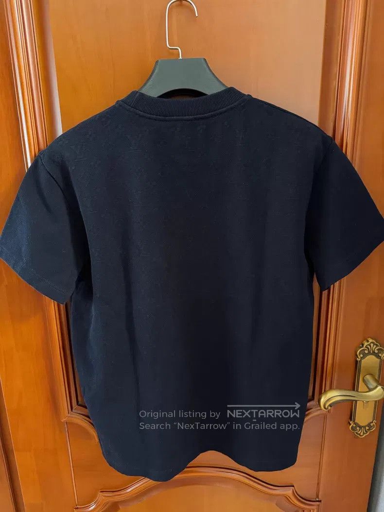 Louis Vuitton Louis Vuitton Black pocket with logo on the back \n Short Size US M / EU 48-50 / 2 - 2 Thumbnail