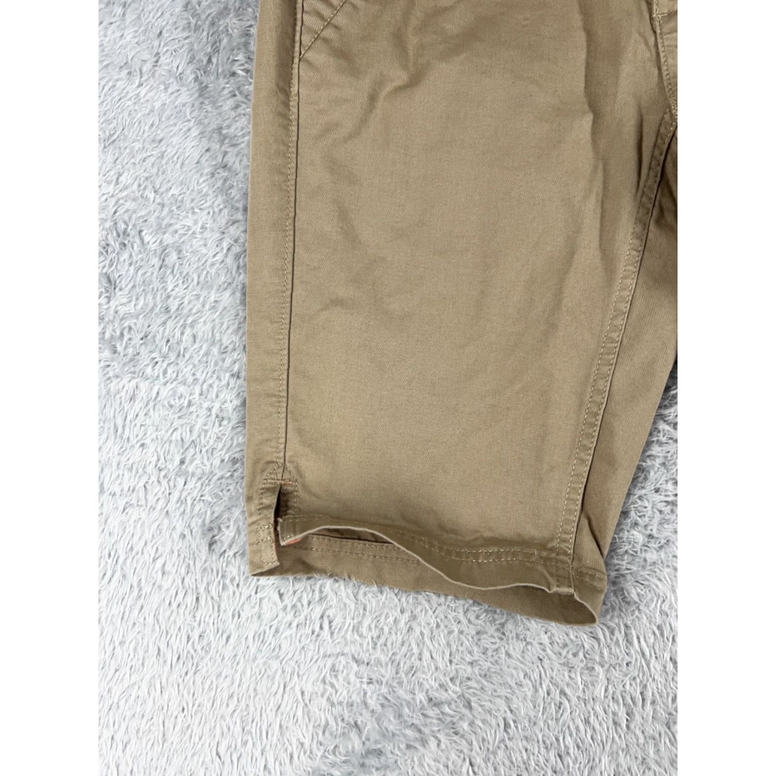 The North Face The North Face Shorts Women 2 Beige Cotton Blend Chino Hiking Camping 28x10 Size 26" / US 2 / IT 38 - 3 Thumbnail