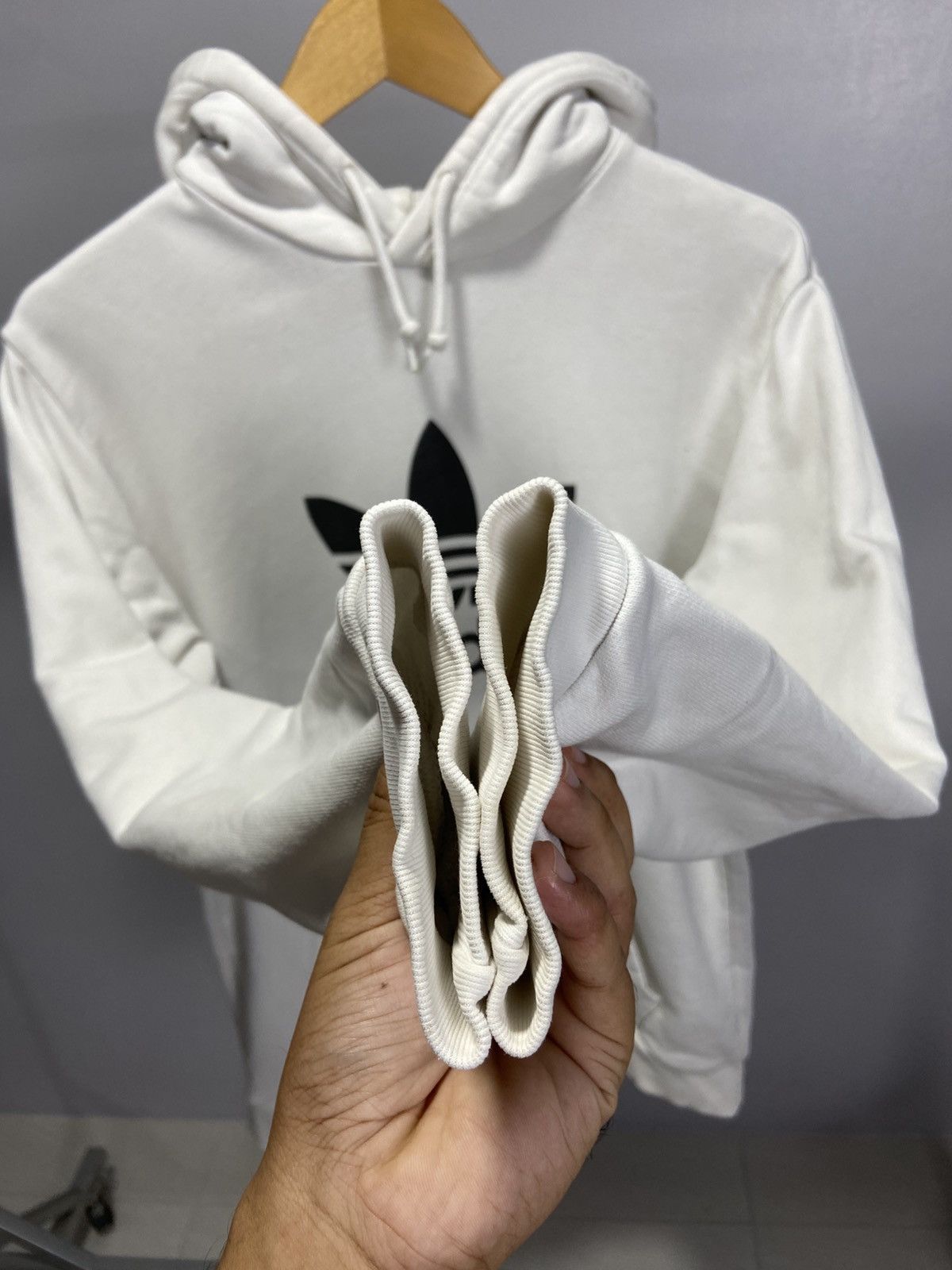 Adidas Adidas hoodie big logo Size US M / EU 48-50 / 2 - 3 Thumbnail