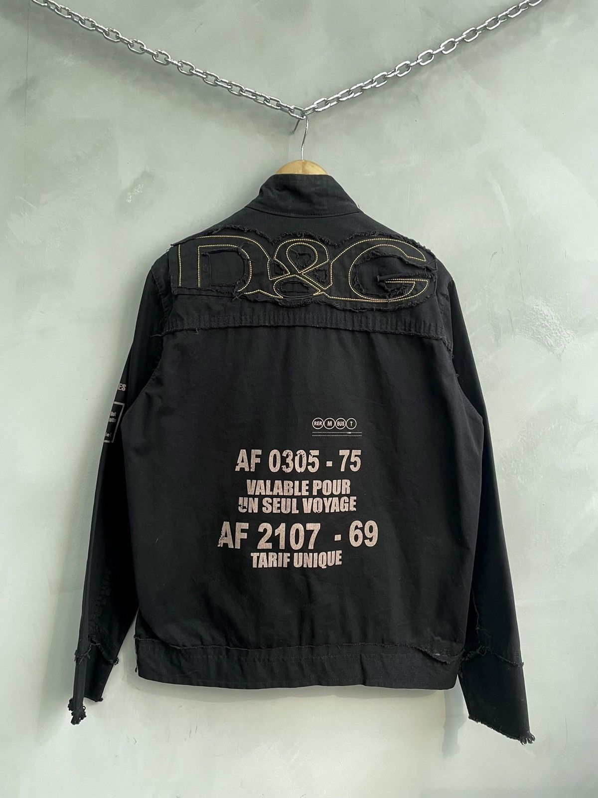 Dolce & Gabbana Vintage 2000s Big logo Dolce Gabbana distressed jacket Size US S / EU 44-46 / 1 - 10 Thumbnail