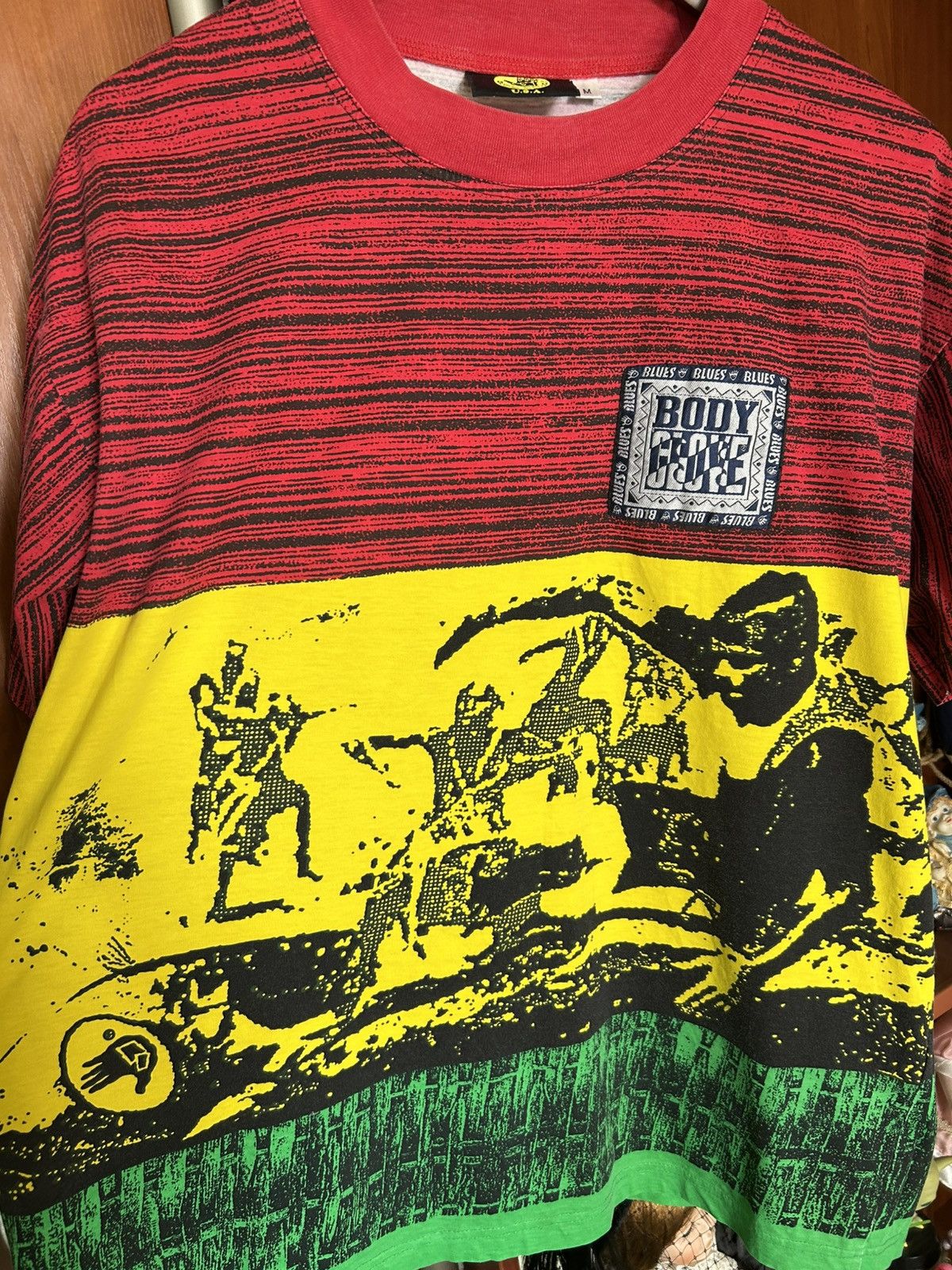 Body Glove Vintage Body Glove T-shirt art tee Surf Skate all over print Size US M / EU 48-50 / 2 - 4 Thumbnail