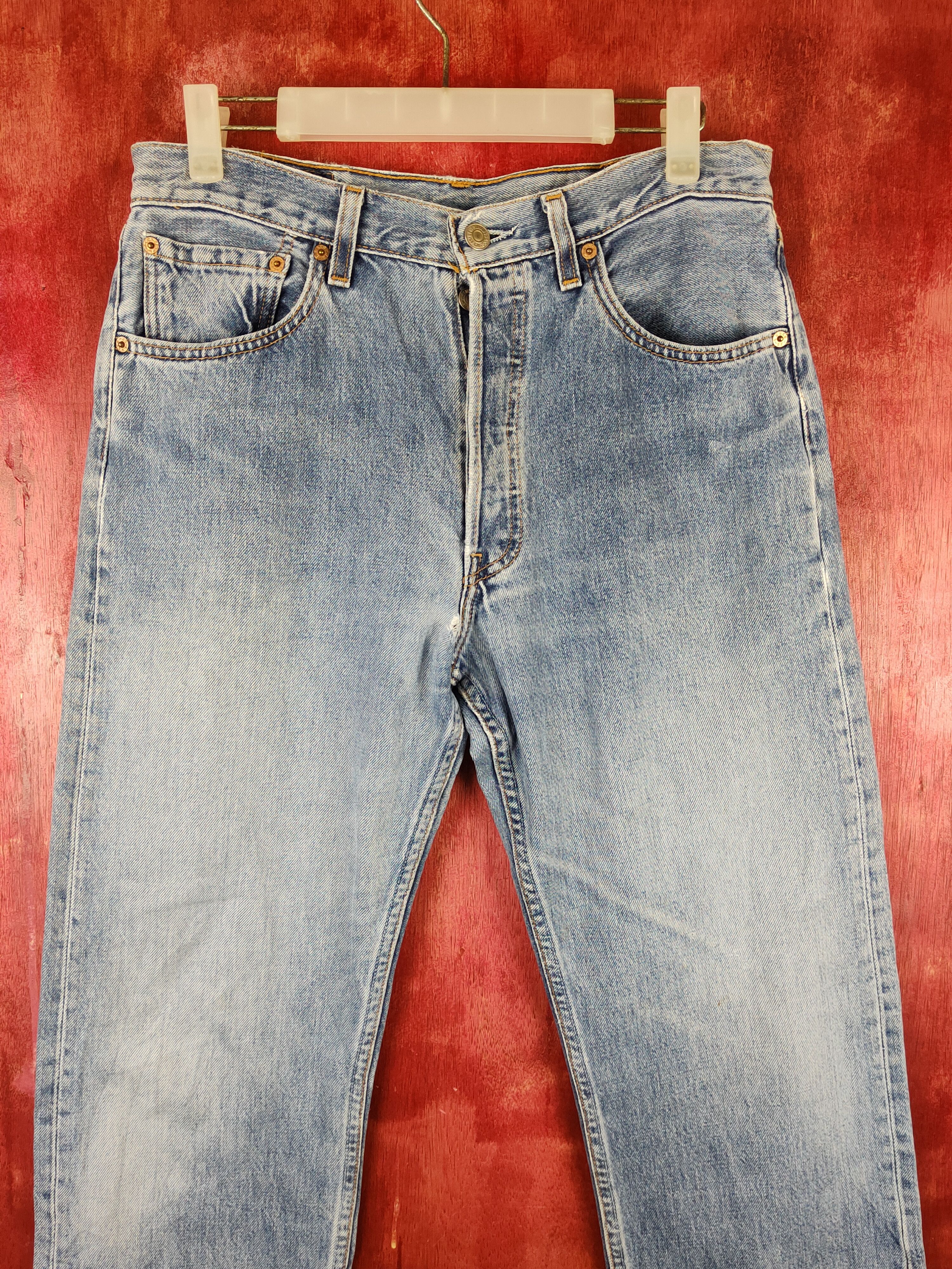 Levi's 501 Levi's vintage faded Blue Distressed Ripped Jeans #S1645 Size US 31 - 2 Thumbnail