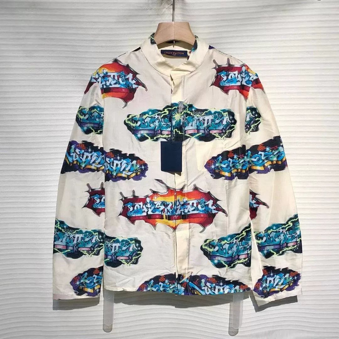 Louis Vuitton Louis Vuitton 22SS Anime Logo Stand Collar Shirt Size US M / EU 48-50 / 2 - 1 Thumbnail
