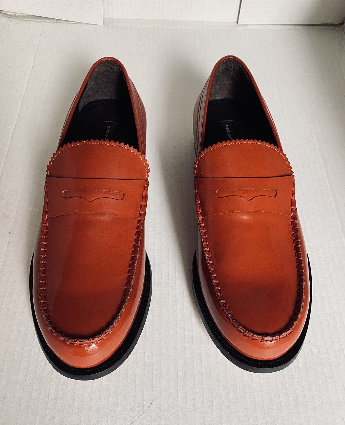 Dsquared2 Dsquared2 🇮🇹 atomic orange Vernice loafer 42 NEW Size US 9 / EU 42 - 1 Thumbnail