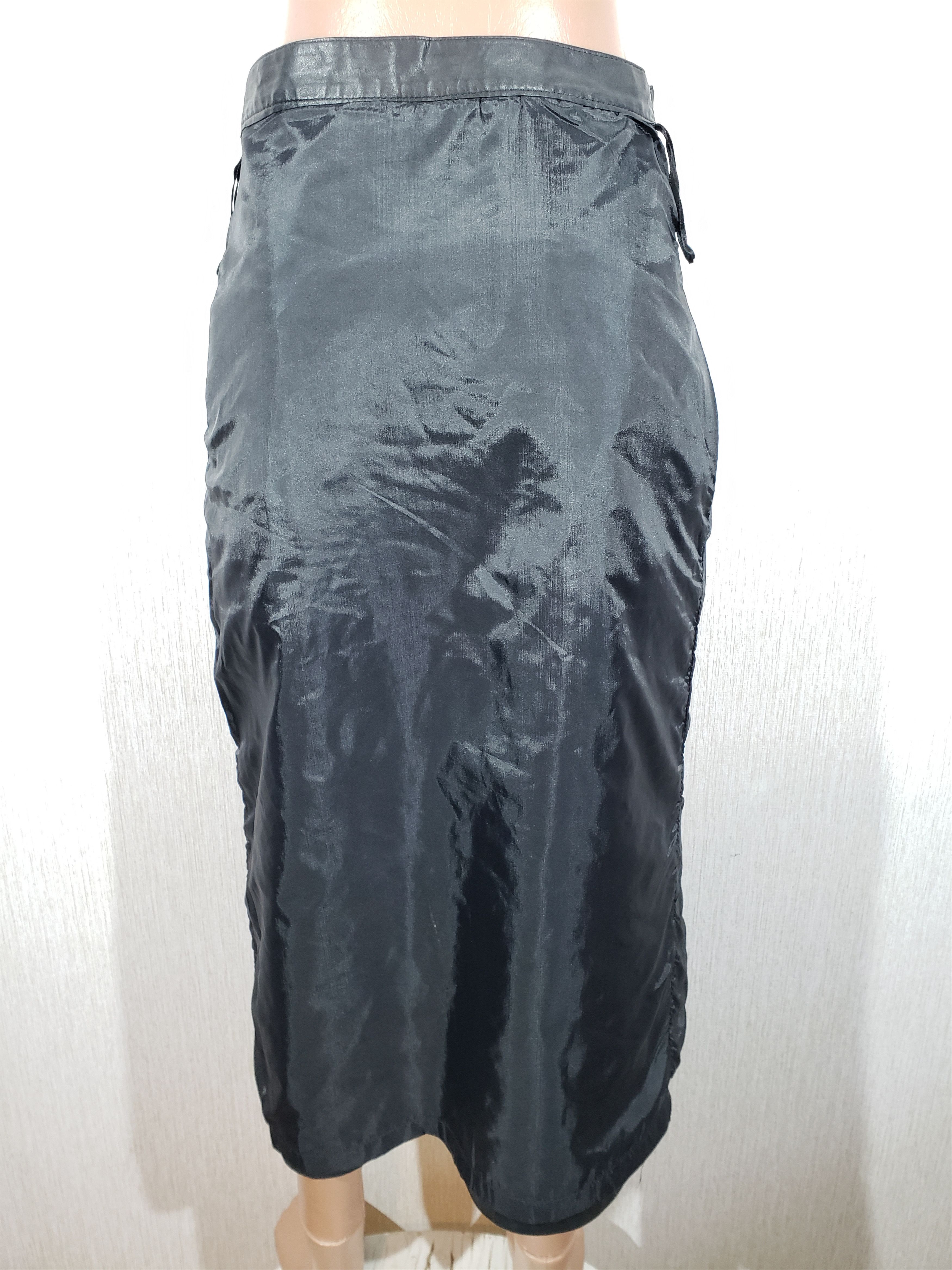 Genuine Leather Reliable black leather skirt. Size 27" / US 4 / IT 40 - 9 Thumbnail