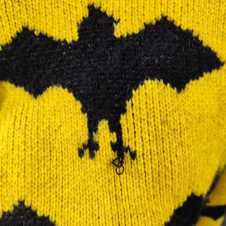 Gucci Gucci SizeOS Bat print sweater Size US M / EU 48-50 / 2 - 5 Thumbnail