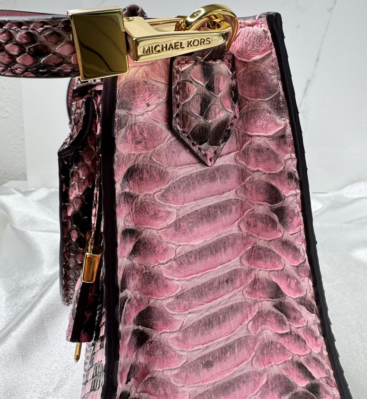 Michael Kors RARE 2015 Michael Kors Pink Python Casey Satchel Bag Size ONE SIZE - 21 Thumbnail