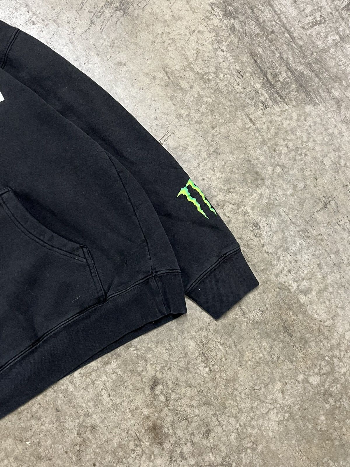 Other Monster energy y2k black grunge hoodie skater emo goth hype Size US M / EU 48-50 / 2 - 4 Thumbnail