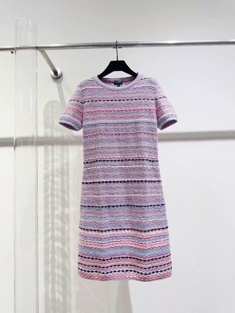Chanel Chanel Dress with Colorful Pattern - dmc Size US 34 / EU 50 - 1 Thumbnail