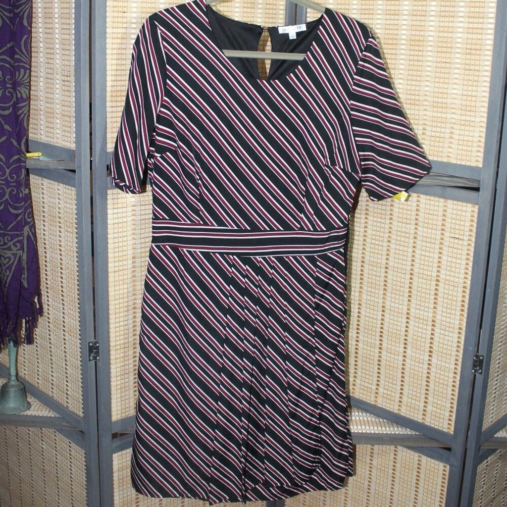 Other Downeast Deep Red, Black, & White Diagonal Striped Dress Size M / US 6-8 / IT 42-44 - 1 Thumbnail