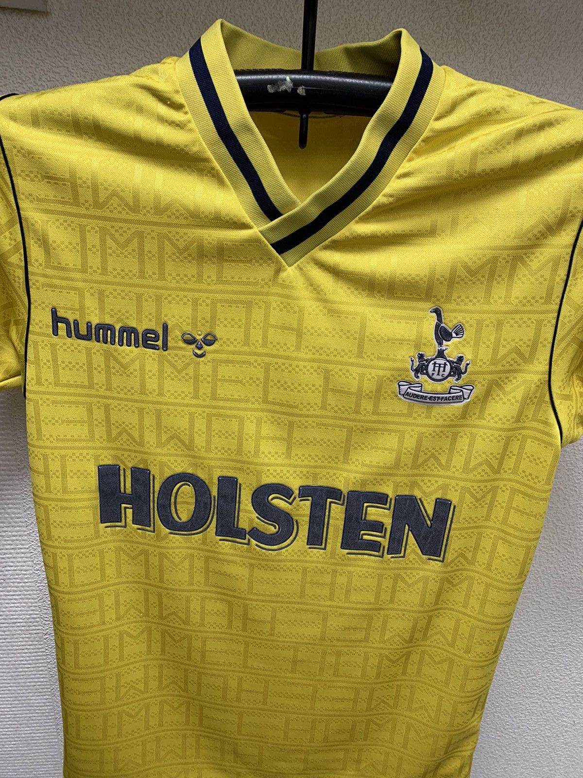 Vintage Tottenham Hotspurs Hummel vintage soccer jersey S 1991 Size US S / EU 44-46 / 1 - 5 Thumbnail