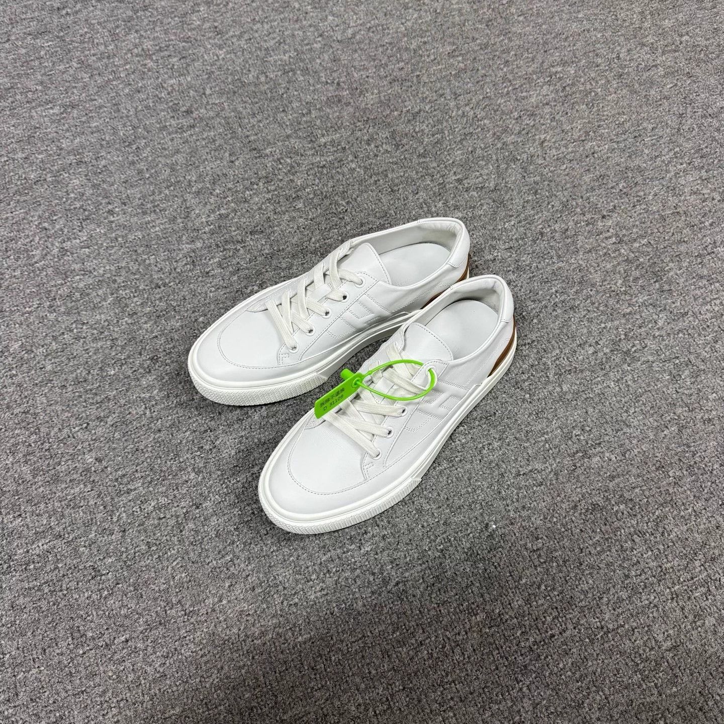 Hermes Hermes White Skate Sneakers 40 99 New Size US 7 / EU 40 - 2 Thumbnail