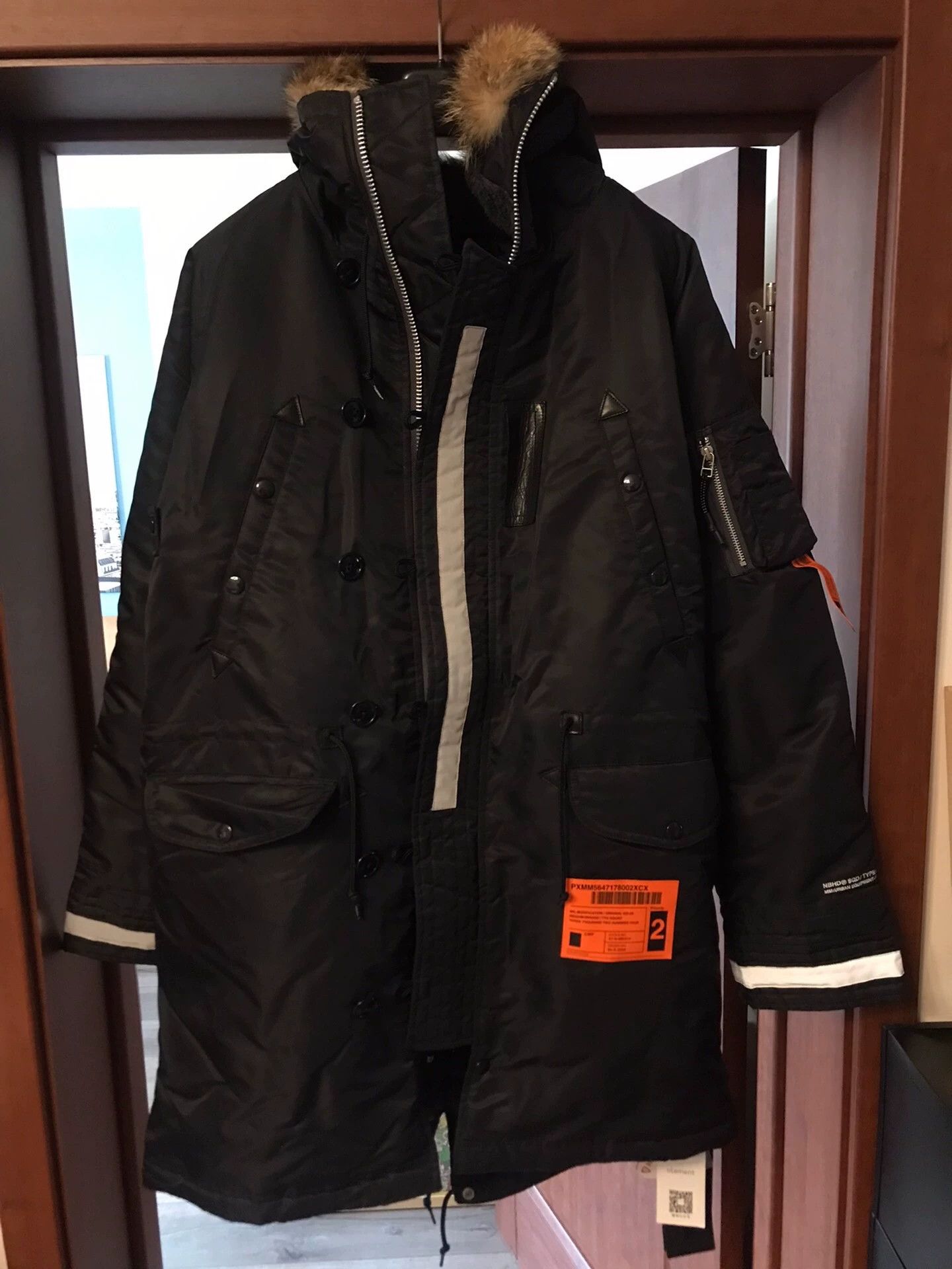 NBDN Nobrandedon NBHD L long hooded quilted P棉 swallowtail reflective Size US L / EU 52-54 / 3 - 1 Thumbnail