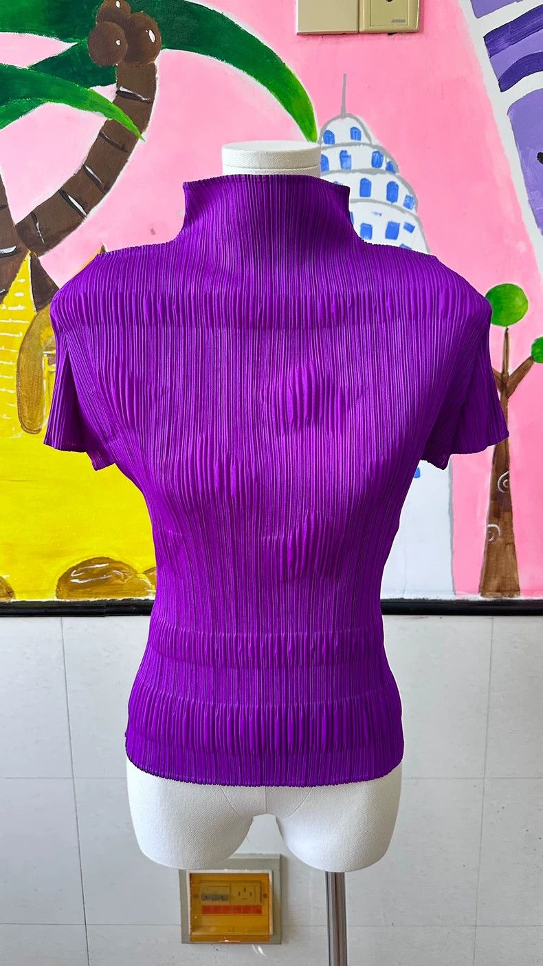 Issey Miyake Issey Miyake Violet pleated short-sleeved shirt Size L / US 10 / IT 46 - 1 Thumbnail