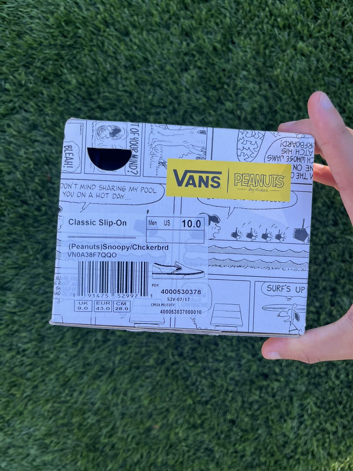Vans Vans Peanuts Snoopy Checkerboard Classic Slip-On Sneaker 10 Size US 10 / EU 43 - 10 Thumbnail