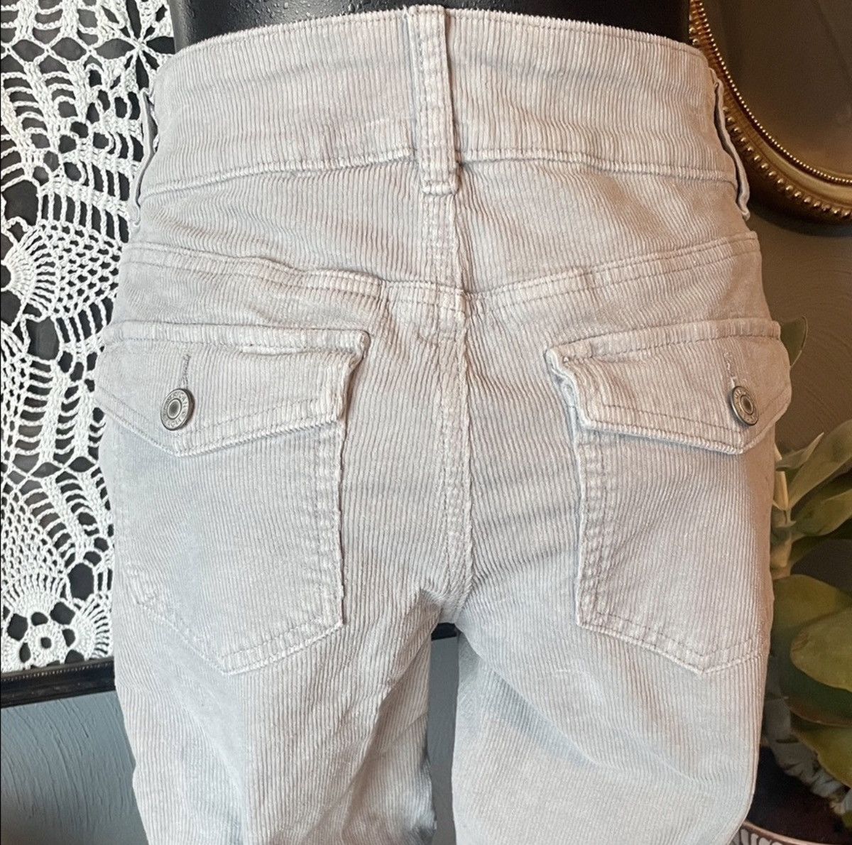 American Eagle Outfitters American eagle grey corduroy jeans Size 26" / US 2 / IT 38 - 6 Thumbnail