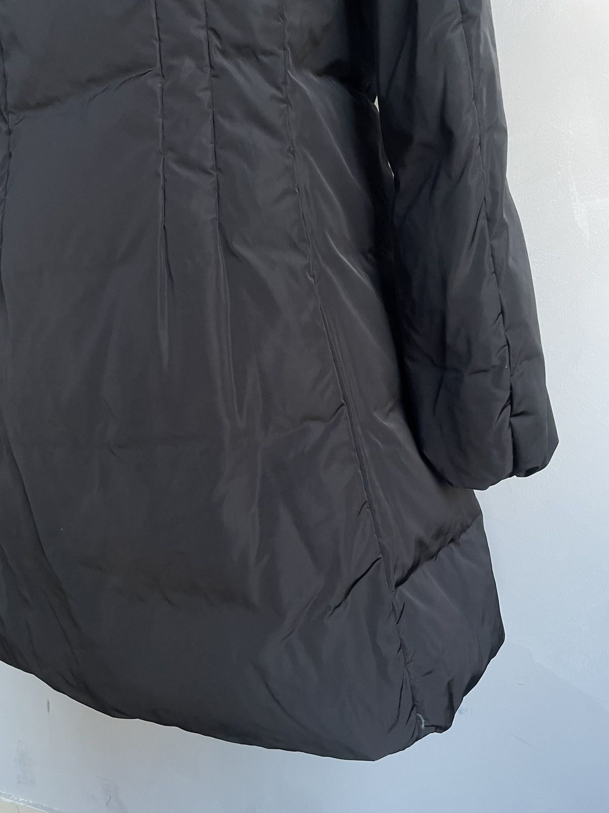 Moncler Vintage Moncler Down Jacket Long 2000’s puff Size L / US 10 / IT 46 - 11 Thumbnail