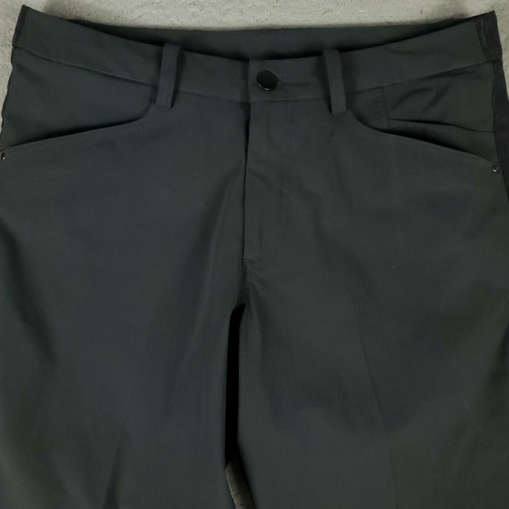 Lululemon Lululemon Pants Mens 30x31 Gray Commission 5-Pocket Chino Trousers Shirt? Size US 30 / EU 46 - 2 Thumbnail