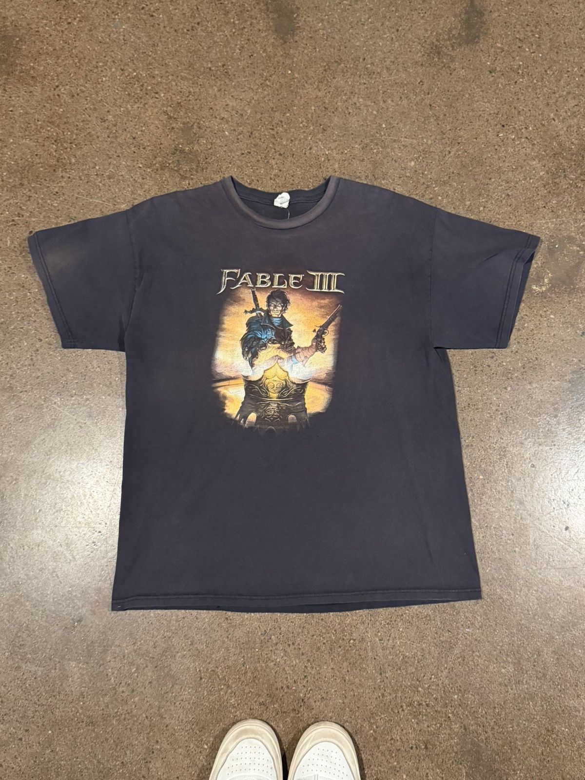 Vintage Vintage faded fable 3 xbox promo gaming tee Size US XL / EU 56 / 4 - 2 Thumbnail