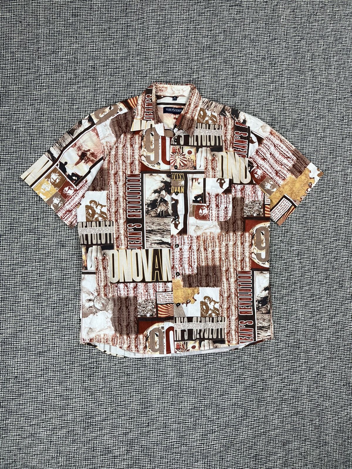 Japanese Brand × Vintage vintage newspaper style pop art button up shirt Size US M / EU 48-50 / 2 - 3 Thumbnail