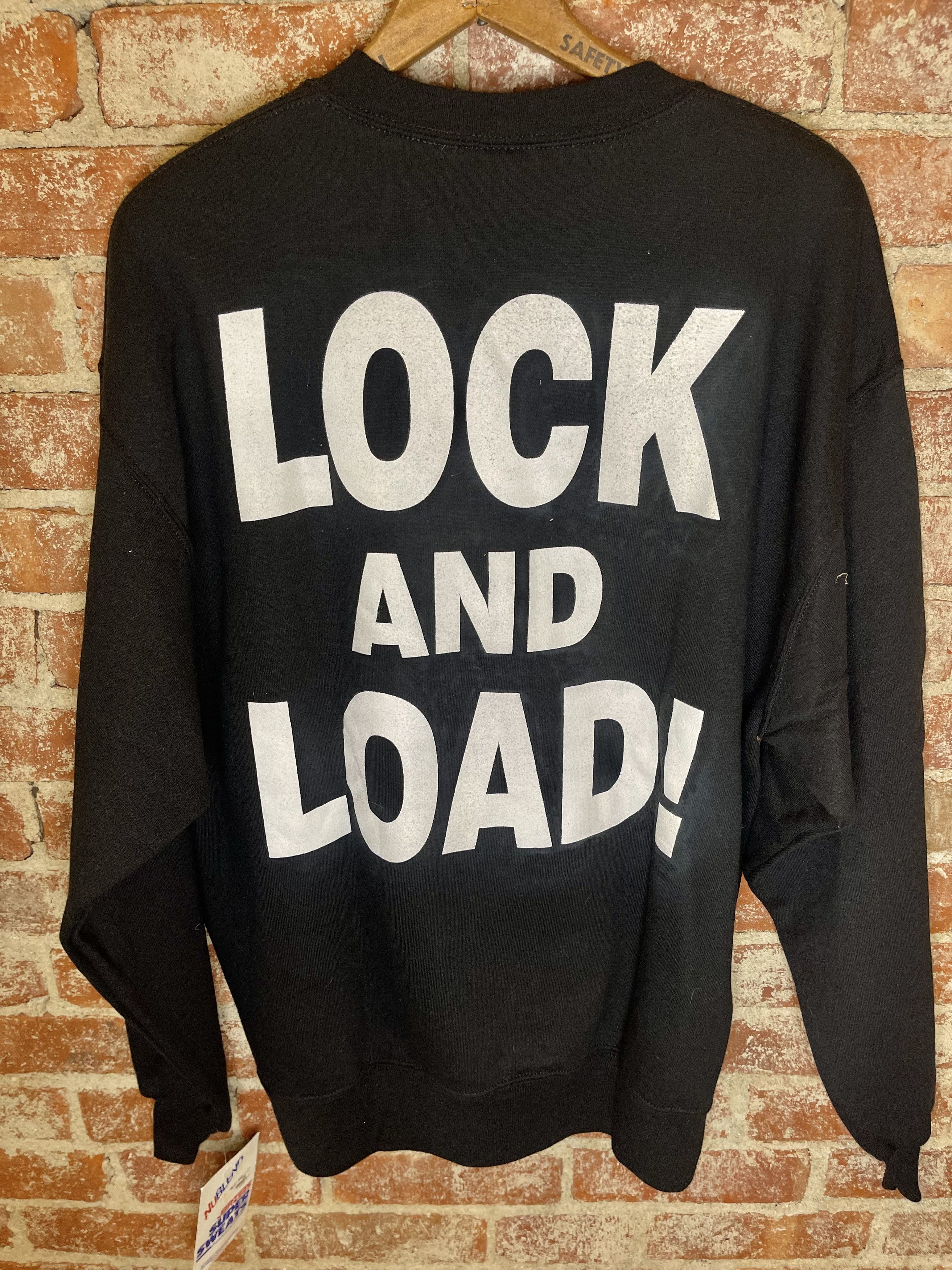 Vintage Vintage Lock & Load 90's Pistol Gun Hunting Sweatshirt Size US L / EU 52-54 / 3 - 8 Thumbnail