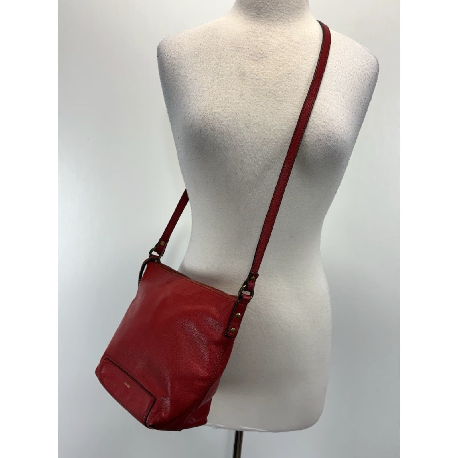 Fossil VINTAGE Fossil Kinley Crossbody Crossbody Bag Red Leather Adjustable Strap Womens Medium 10in 9in Bag Width Zip Size ONE SIZE - 2 Thumbnail