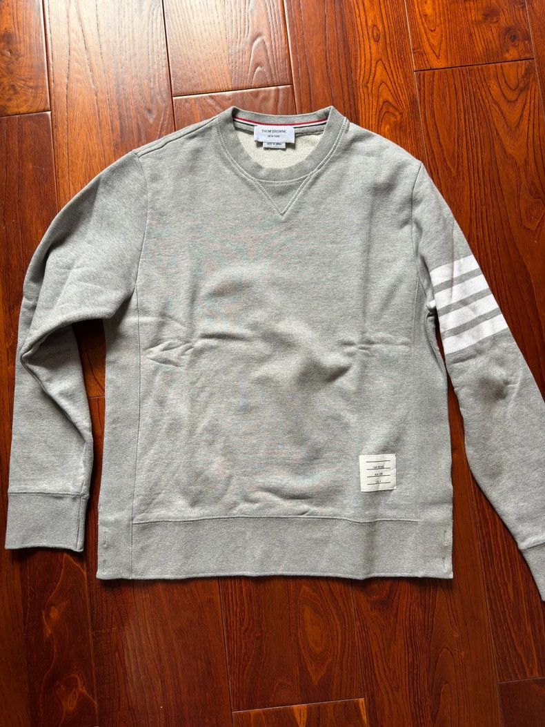 Thom Browne Thom browne Tb classic sports sweatshirt 2503-Nextarrow Size US XL / EU 56 / 4 - 1 Thumbnail