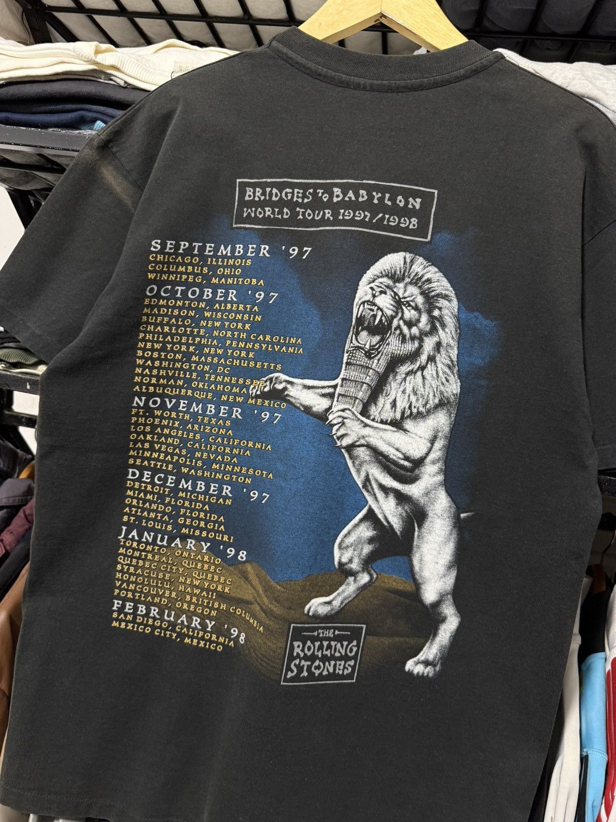 Band Tees Vintage rolling stones bridges to babylon world tour tshirt Size US XL / EU 56 / 4 - 4 Thumbnail