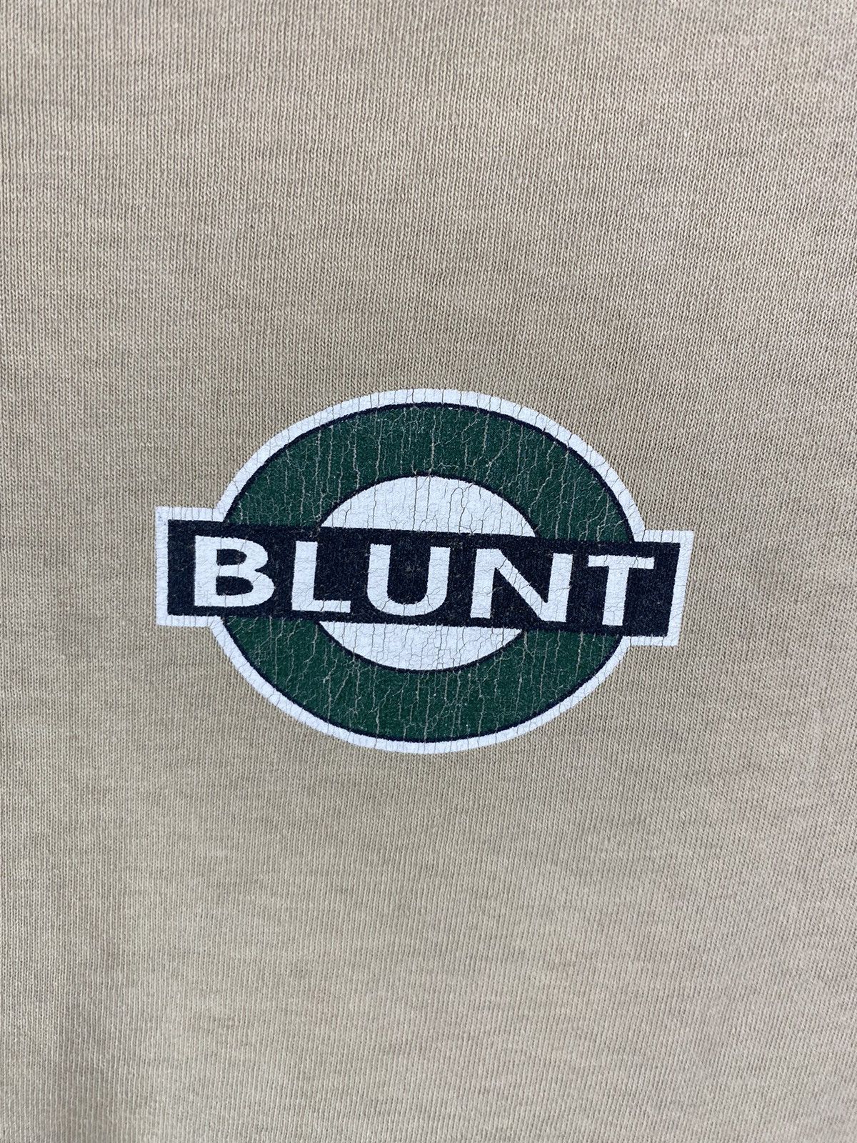 Vintage Vintage 90s Blunt Middle Finger Graphic Tee Rare Streetwear Size US M / EU 48-50 / 2 - 4 Thumbnail