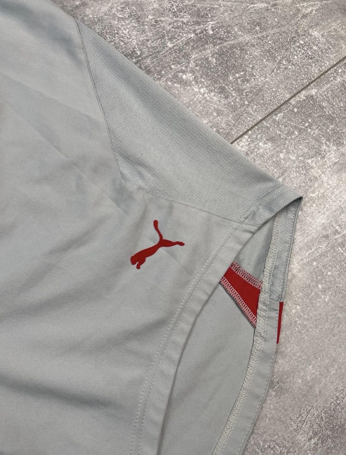 Puma VFB Stuttgart Football Shorts Puma Soccer Shorts Size US 34 / EU 50 - 4 Thumbnail