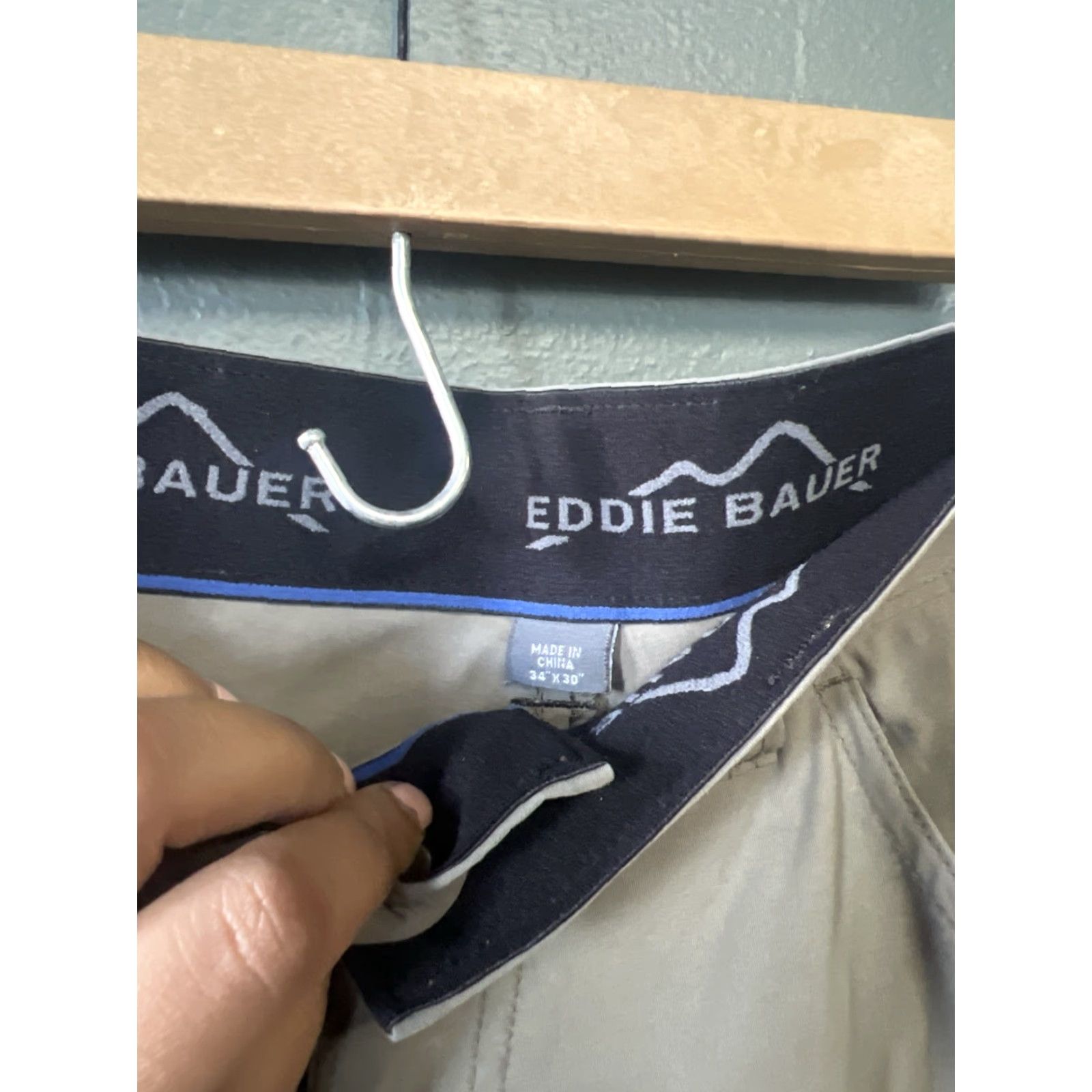 Eddie Bauer Eddie Bauer Pants Mens 34x30 Nylon Stretch Chino Adventure Trek Outdoors Beige Green 5-Pocket Design Regular Straight Near New Mens Size US 34 / EU 50 - 2 Thumbnail